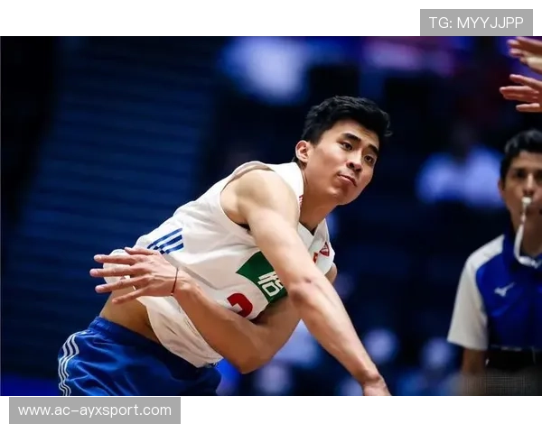 中国男排连续防守反击快球得手：场上韧性与速度并进的品牌之光